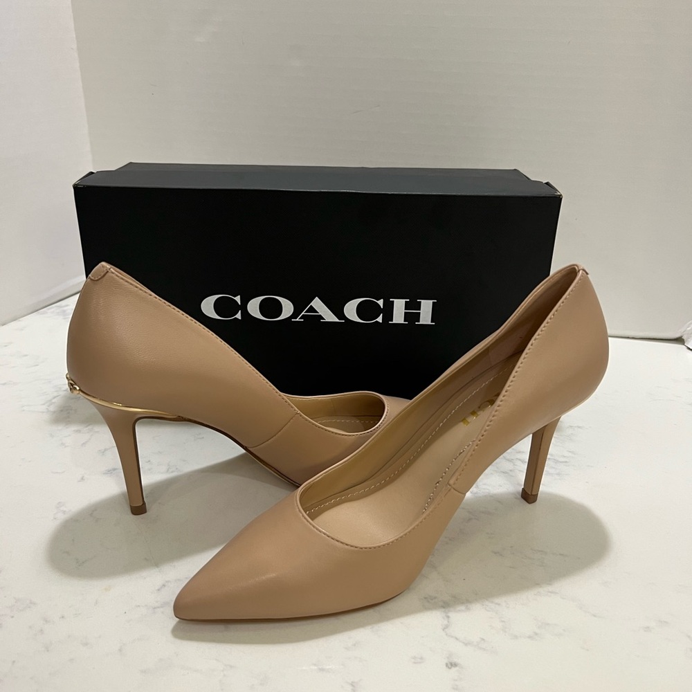 Coach Tan Stiletto Heels Pointed Toe - Picture 6 of 9